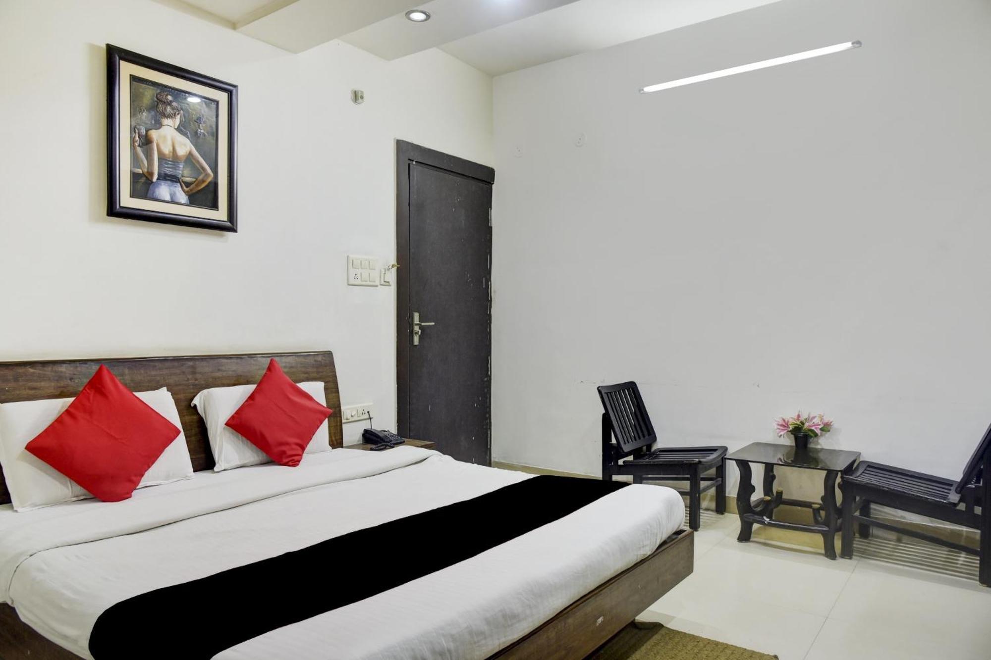 Hotel O Aditya Palace 博帕尔 外观 照片